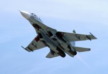 Russischer Kampfjet fängt US-Spionageflugzeug an der Grenze ab